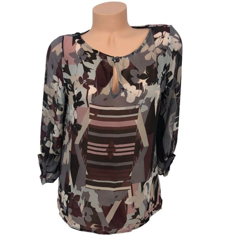 Jennifer Lopez Size M Geometric Floral Print Top 3/4 Sleeve Blouse Sheer Office